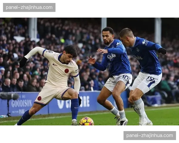 政策前瞻：英超讨论引入“进攻有利”原则的扩展解释，以鼓励更具冒险性的直塞尝试