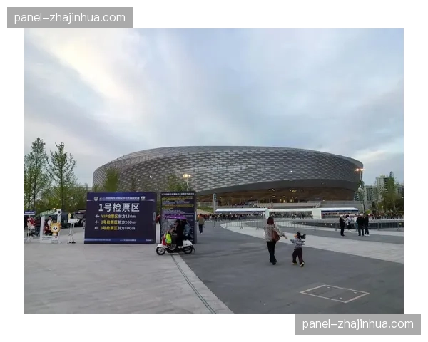 成都蓉城专业足球场扩建工程启动，预计2027赛季投入使用