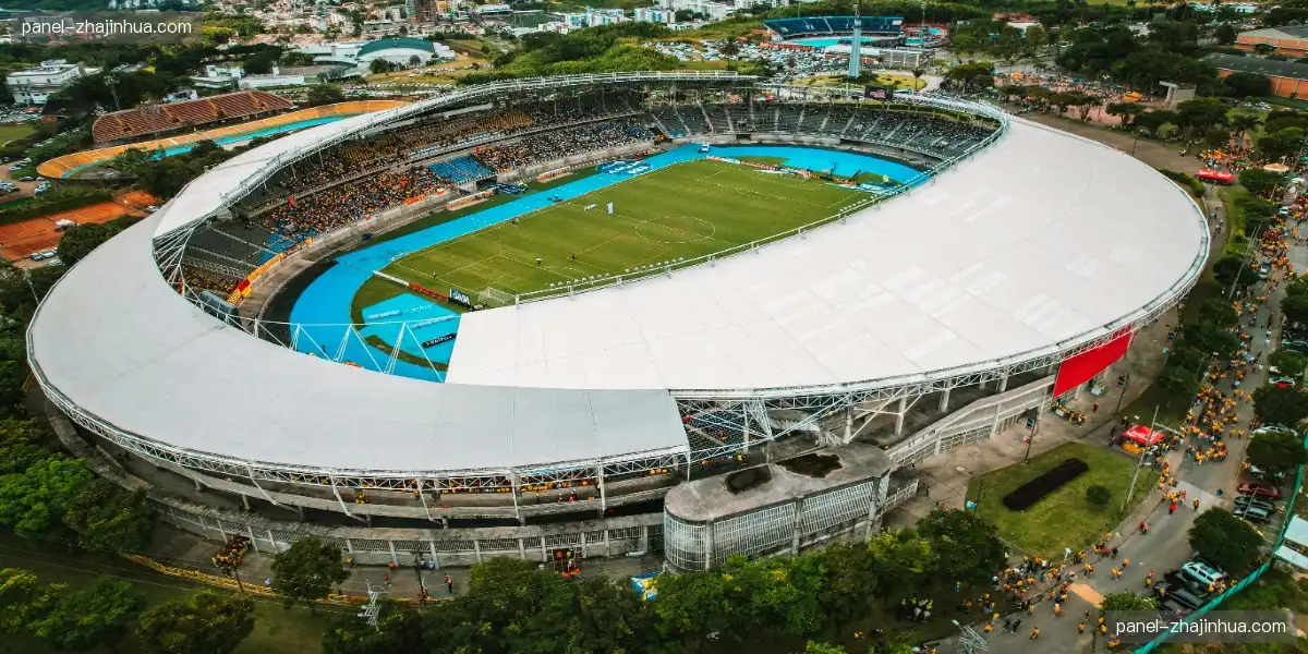 📡 8K超清纤毫毕现,汗珠滴落清晰可见,临场感无可挑剔!👀